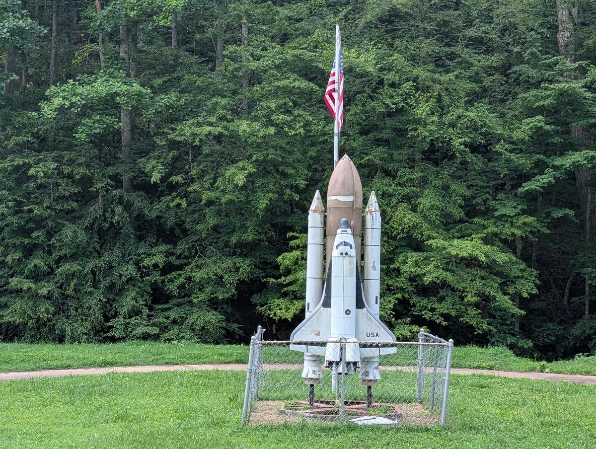 West Virginia And More - Photo 16